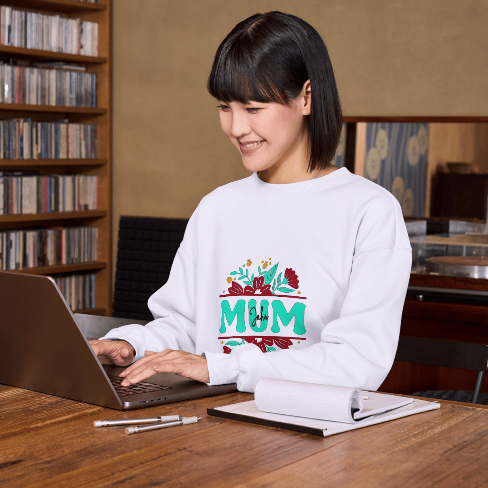 Personalised Mum Sweatshirt with Child’s Name | Custom Mother’s Day Gift | Botanical Mum Jumper