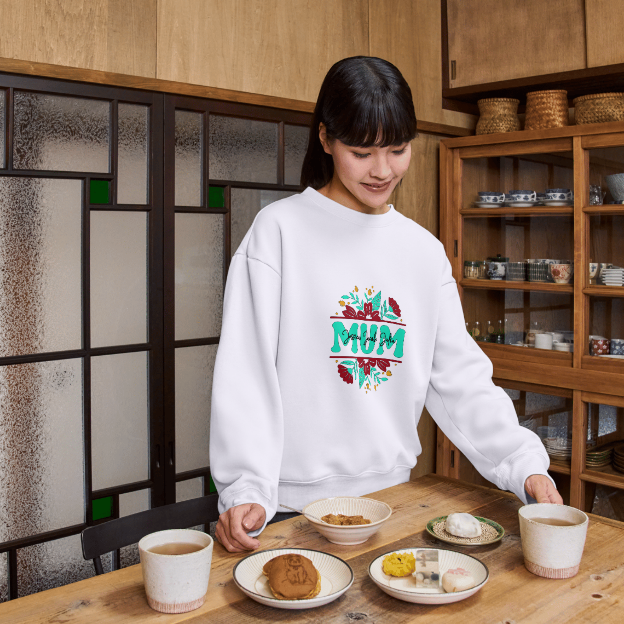 Personalised Mum Sweatshirt with Child’s Name | Custom Mother’s Day Gift | Botanical Mum Jumper